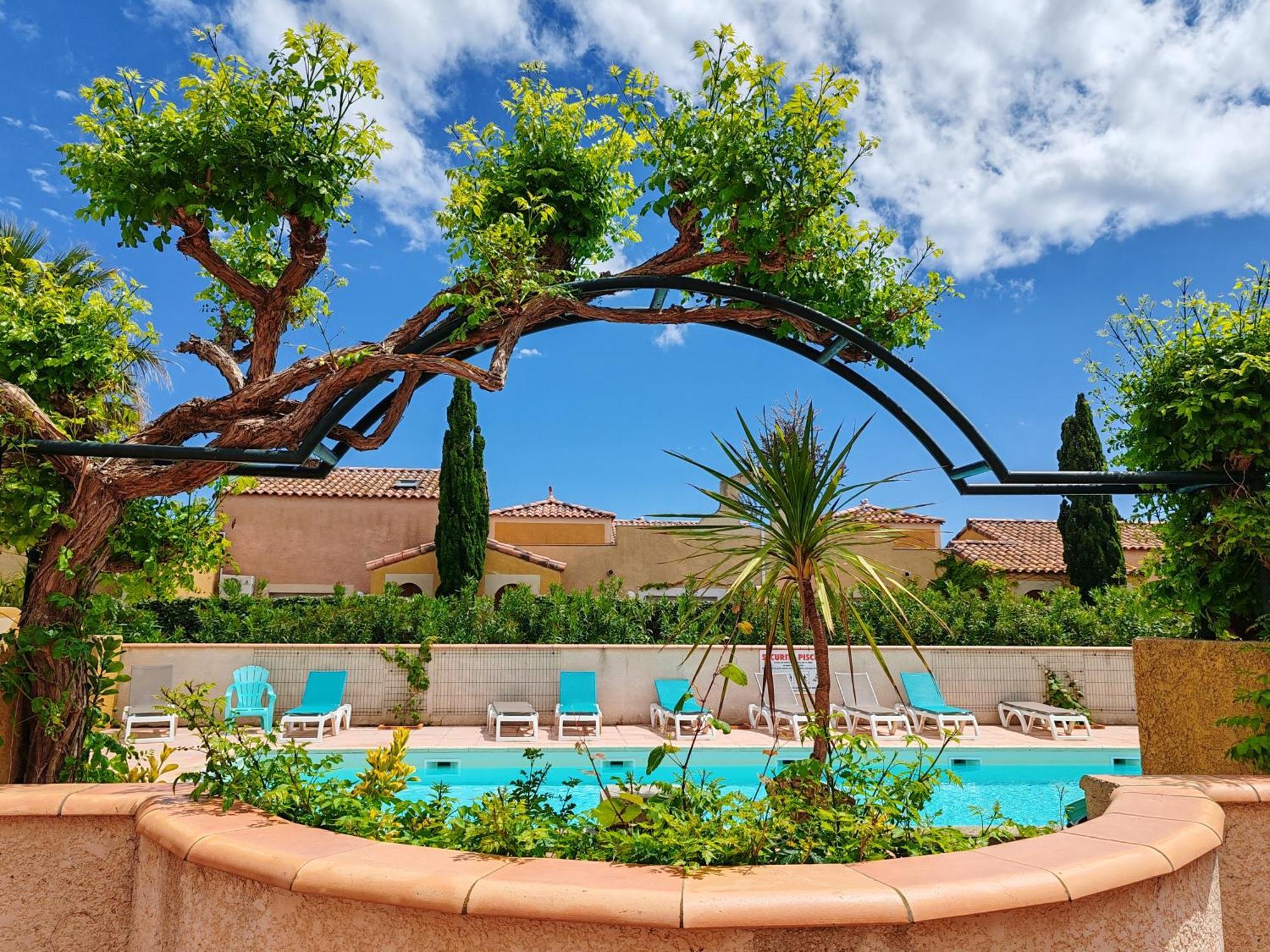 Residence L'Oustal Des Mers Gruissan Bagian luar foto